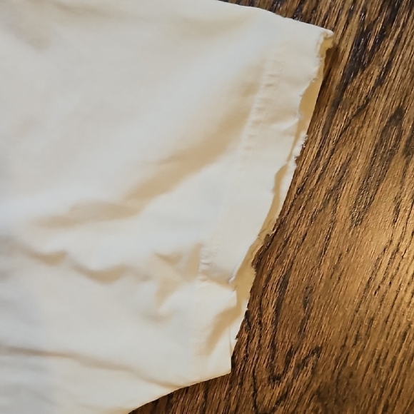 Salvage Cream Short Sleeve Tee with Ornate Design - Picture 5 of 10